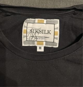 Camiseta Siksilk negra y azul - Talla M