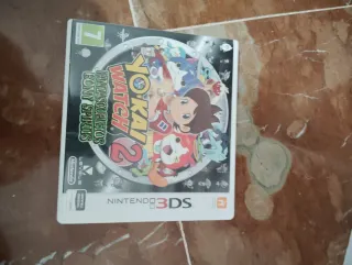 Nintendo 2DS XL con 2 giochi e una custodia