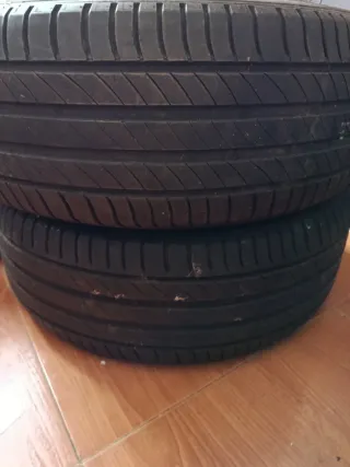 2 Neumáticos Michelin 205/55 R17