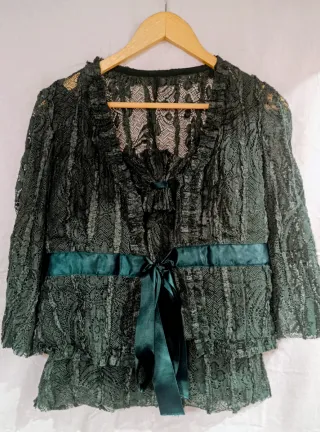 Vestido de fiesta verde encaje