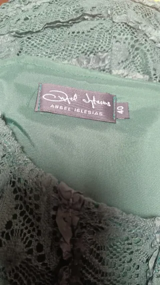 Vestido de fiesta verde encaje