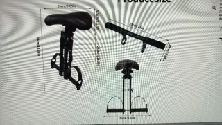 Sillita bici infantil con sus accesorios.