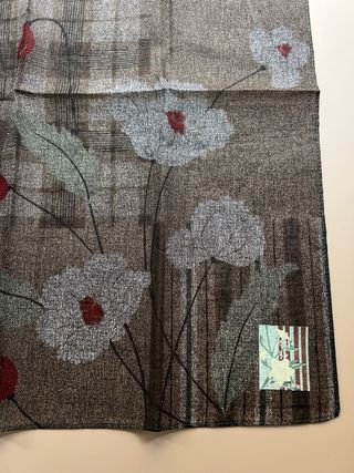 Pañuelo japonés floral nuevo