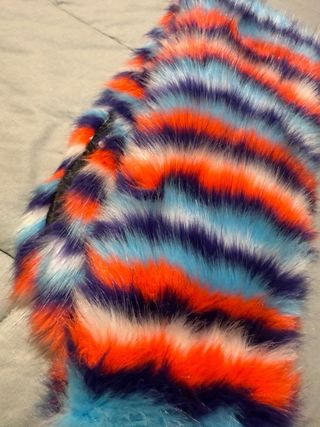 Kontatto scaldacollo pelliccia sintetica rainbow