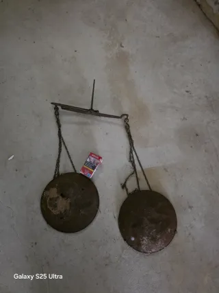 Báscula romana antigua