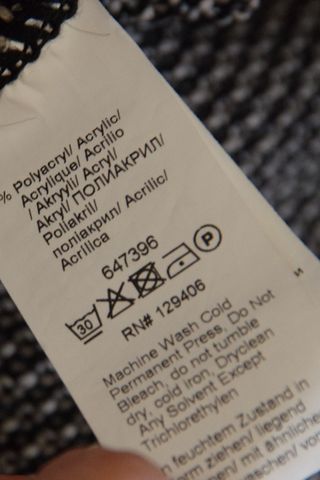 Vestido de punto con pedrería