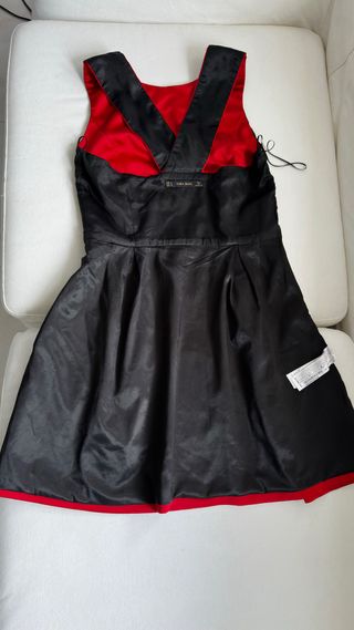 Vestido rojo satinado