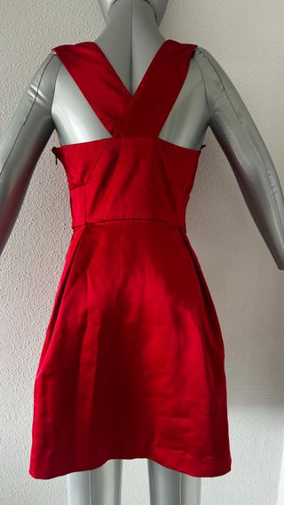 Vestido rojo satinado