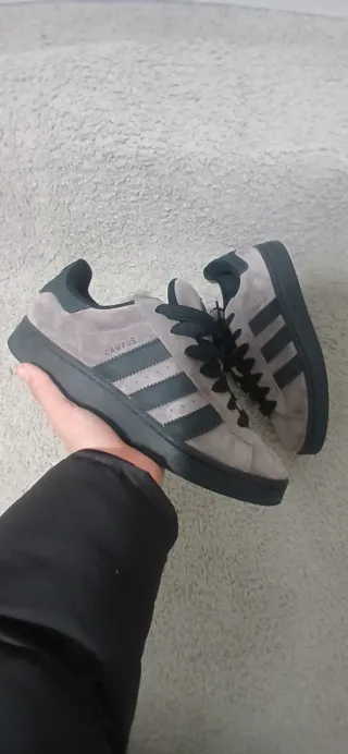 Zapatillas Adidas Campus Grises y Negras