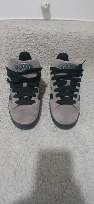 Zapatillas Adidas Campus Grises y Negras