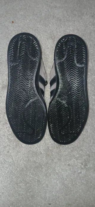 Zapatillas Adidas Campus Grises y Negras