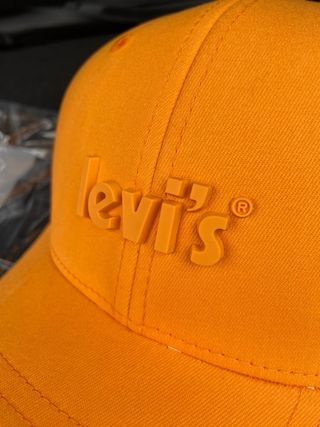 Gorra Levi's Flexfit Tech 110 Naranja