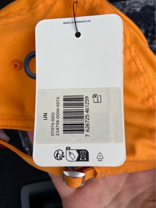 Gorra Levi's Flexfit Tech 110 Naranja