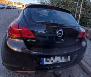 Despiece Opel Astra 2010