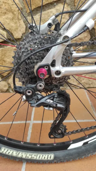 Bicicleta Montaña GT Ruedas 27.5