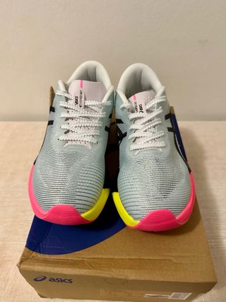 Zapatillas ASICS Metaspeed Sky Paris Talla 40