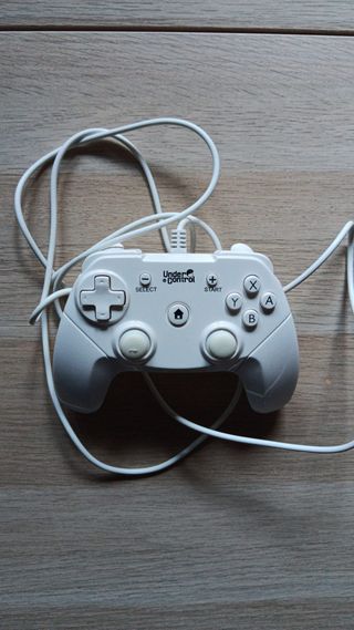 Gamepad Nintendo Wii UnderControl Bianco