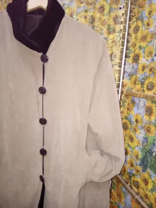 Abrigo reversible marrón y beig