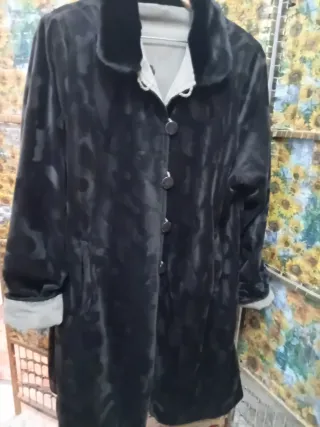 Abrigo reversible marrón y beig