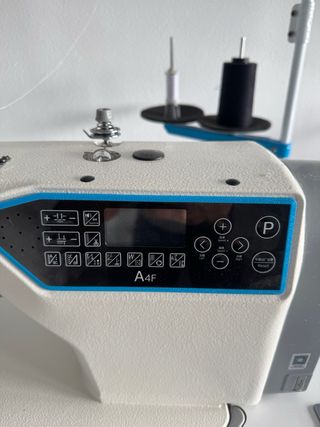 Máquina de coser Jack A4F