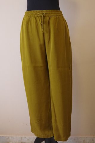 Conjunto pantalón y camisa ligero Zara