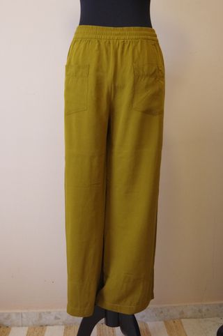 Conjunto pantalón y camisa ligero Zara