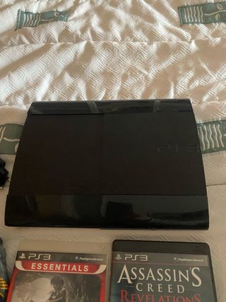 Consola PS3 Súper Slim Negra + 2 Mandos + Juegos