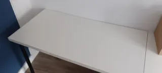 Mesas blancas – 20€ cada una o 30€ las dos