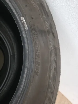 Neumáticos 215/65 R17