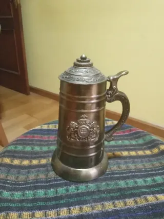 Jarra Pitillera Vintage con Escudo