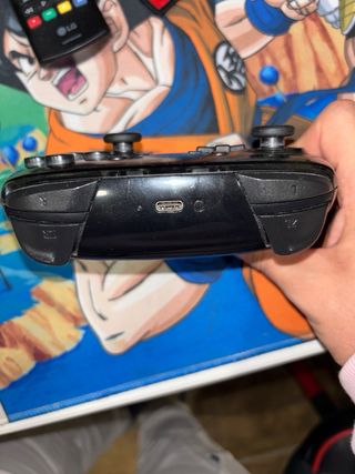 Mando Pro Nintendo Switch Negro