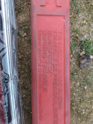 Triángulo de seguridad para coche