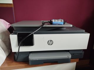 Impresora HP OfficeJet 8012