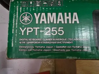 Teclado Digital Yamaha YPT255