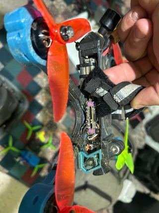 Drones FPV y Gafas V2