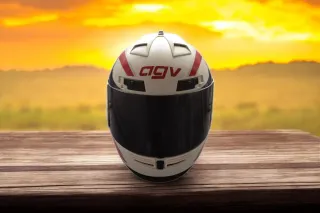 Casco AGV