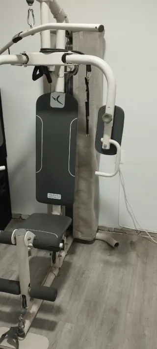 Banco de musculación multifuncional