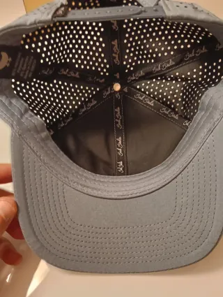 Gorra Bad Birdie. Como nueva