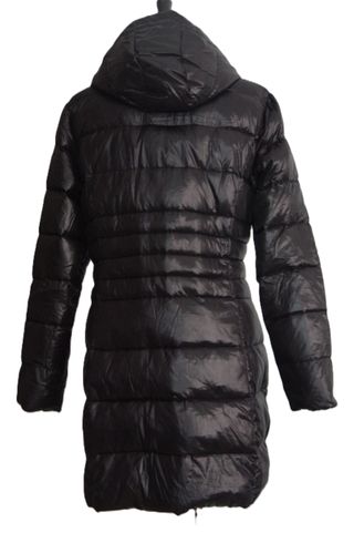 Abrigo acolchado plumas negro con capucha
