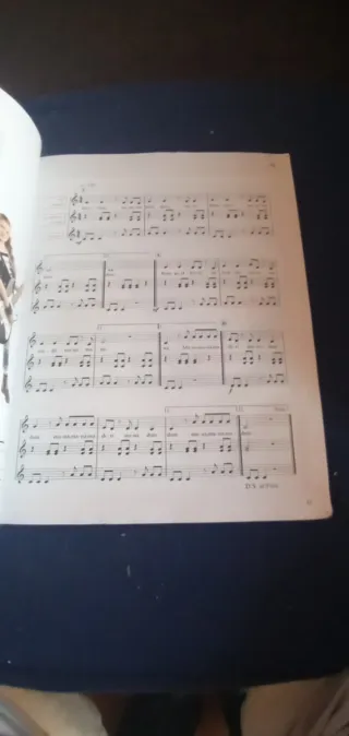 Musica 1° de la Eso Operacion Mundo Anaya