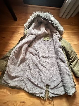 Parka verde militar con forro acolchado