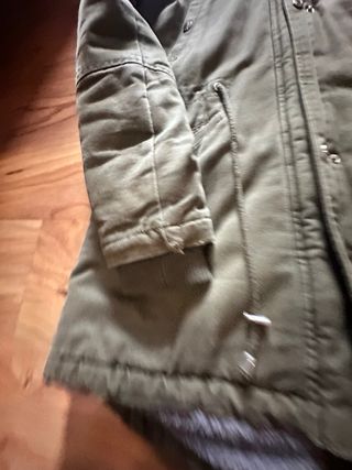 Parka verde militar con forro acolchado