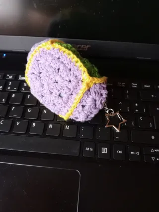 Monedero tejido a crochet