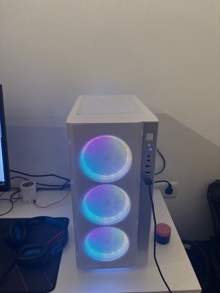 PC Gaming 5060 + i7-14700KF + Monitor