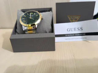Reloj Guess Hombre Dorado y Verde