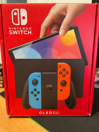 Nintendo Switch OLED in vendita