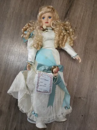 3 Bambole in Porcellana da Collezione