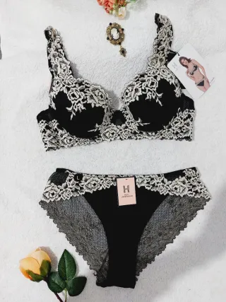 Conjunto Lencería Encaje Negro 95C