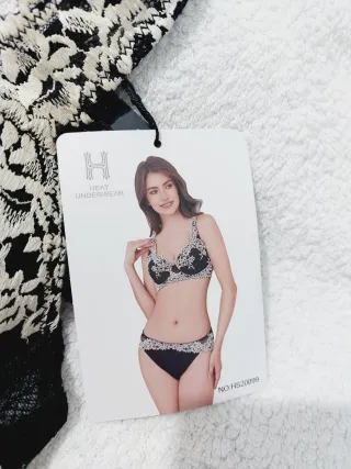 Conjunto Lencería Encaje Negro 95C