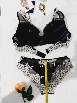 Conjunto Lencería Encaje Negro 95C